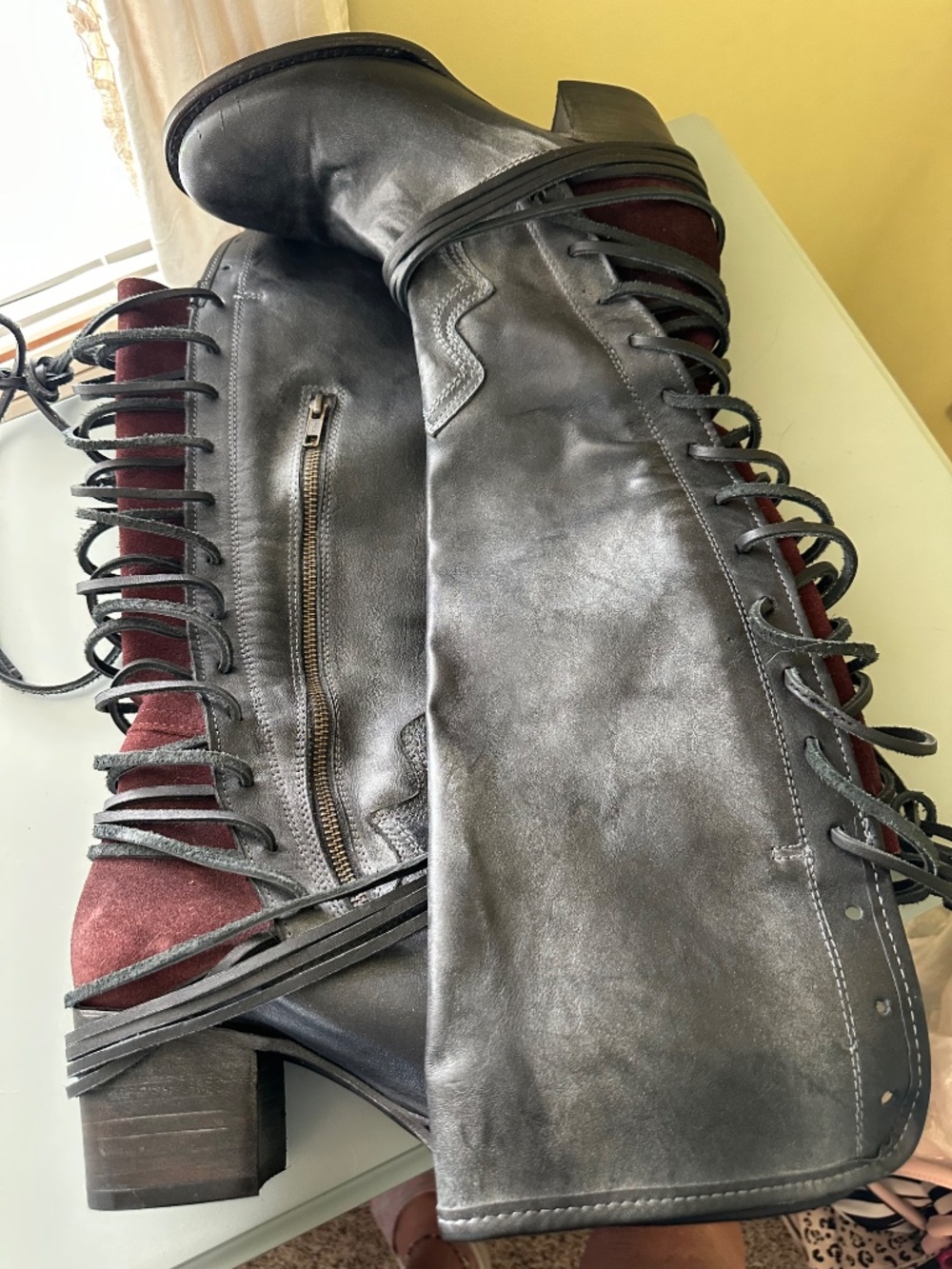 NEW - Freebird Coal Lace Up Knee boots, Size 8, Black - Picture 3 of 8